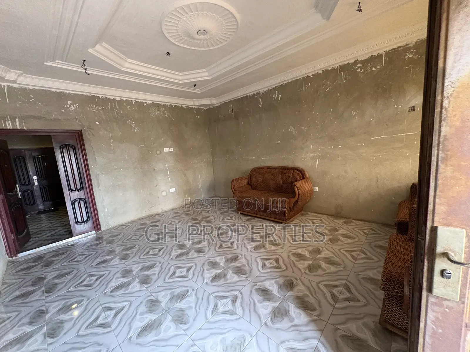 4bdrm Apartment in Sokoban,Wood Village, Kumasi Metropolitan for sale in Kumasi Metropolitan