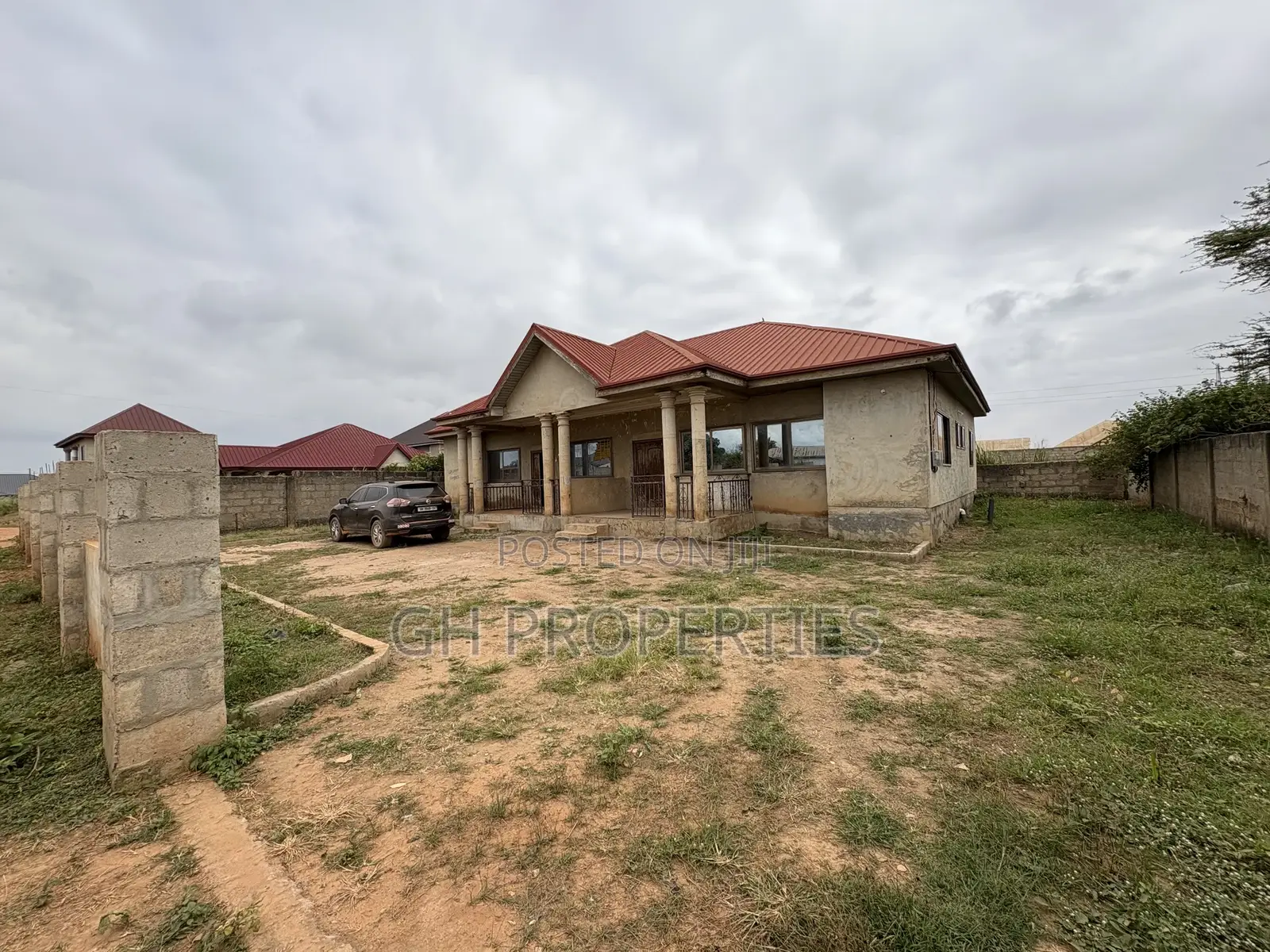 4bdrm Apartment in Sokoban,Wood Village, Kumasi Metropolitan for sale in Kumasi Metropolitan