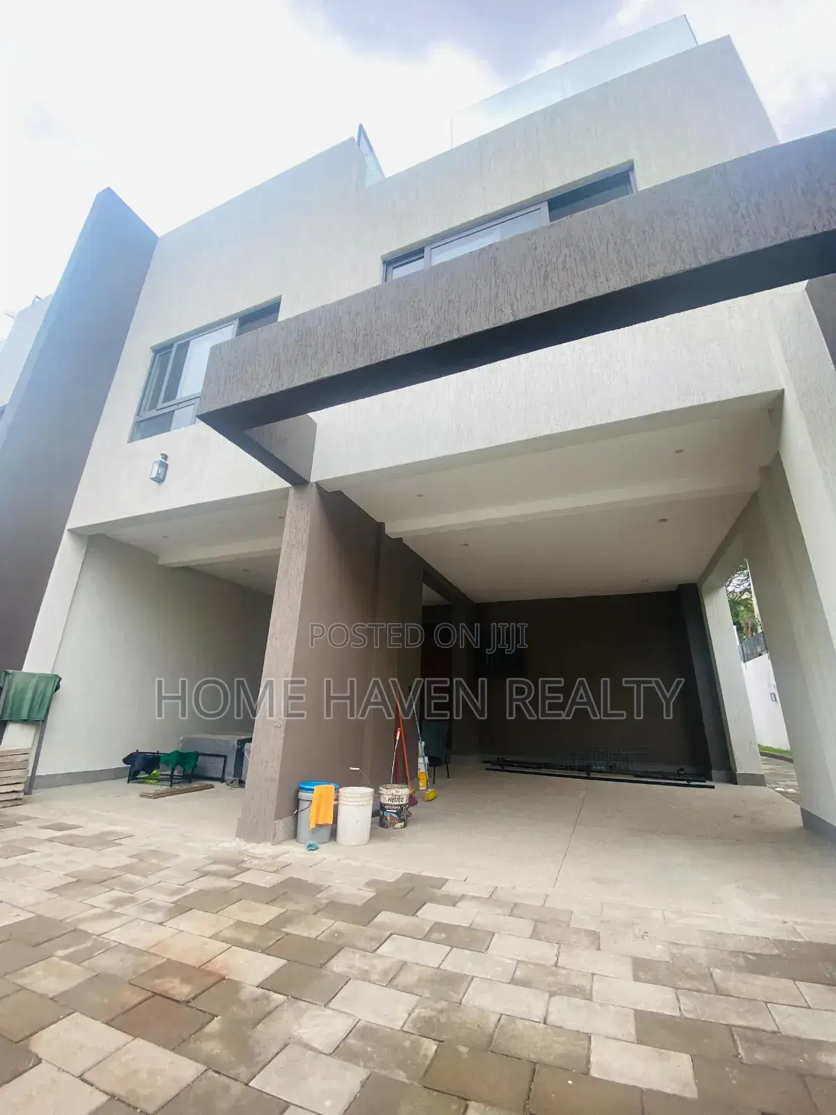 3bdrm House in Roman Ridge, Airport Residential Area for rent in Airport Residential Area