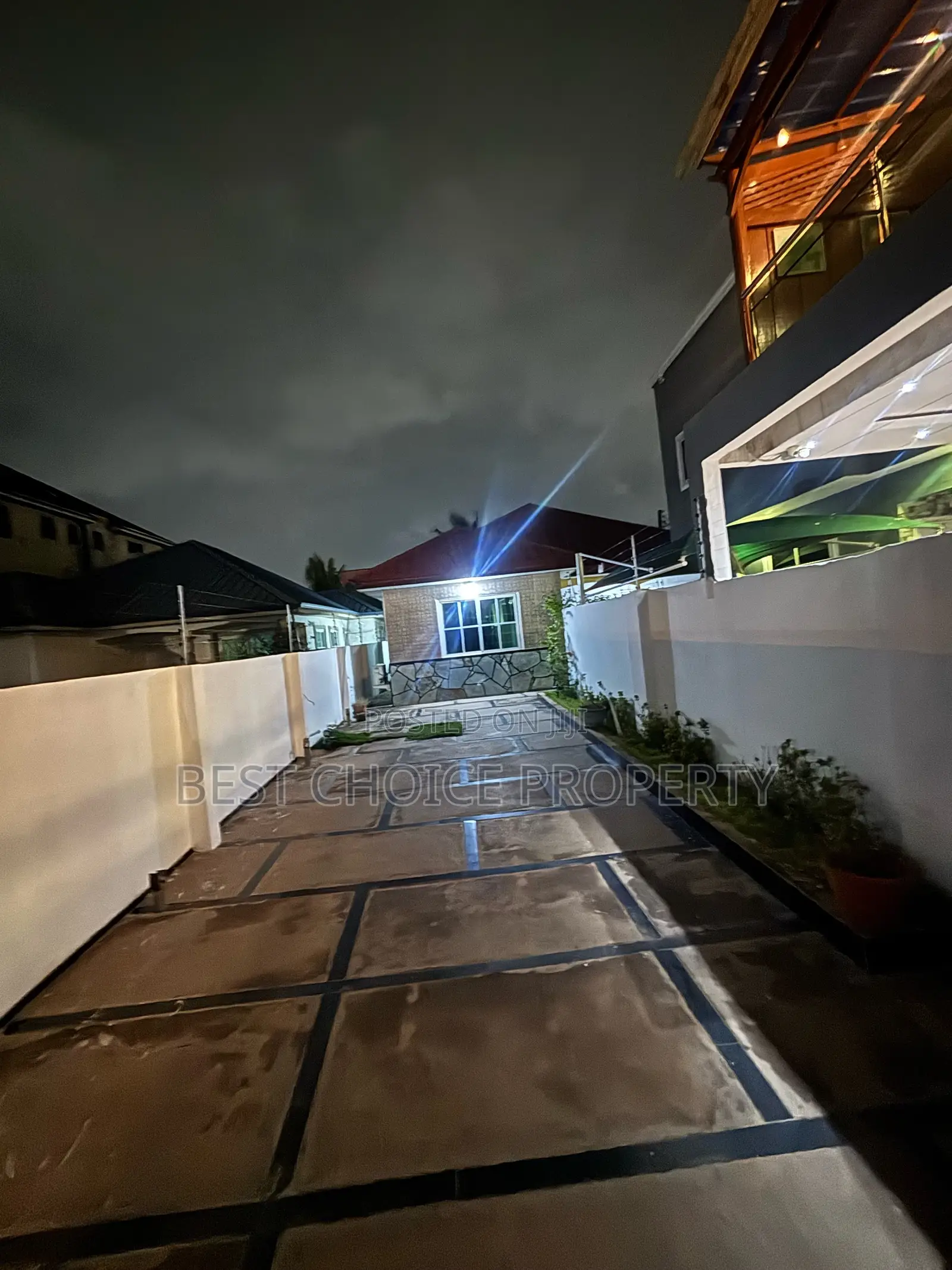 3bdrm Apartment in Lakeside Estate for rent in Lake Side Estate