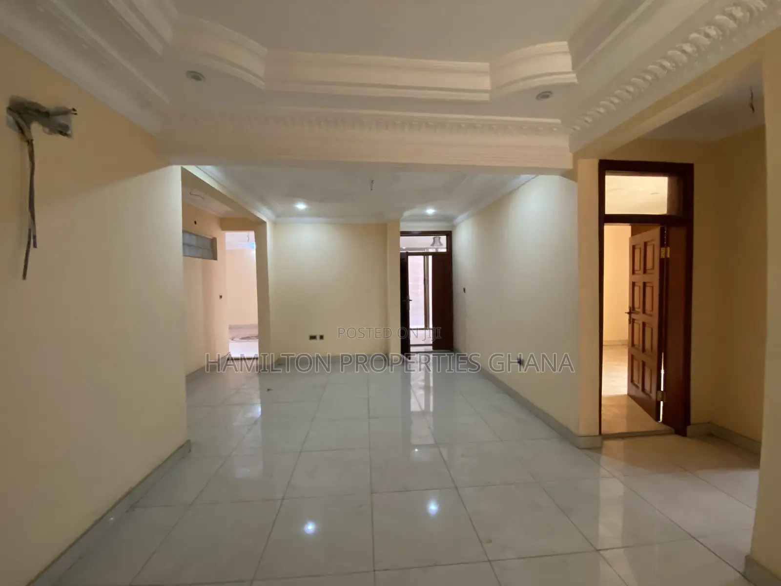 3bdrm Apartment in Papas Pizza, East Legon for rent in East Legon