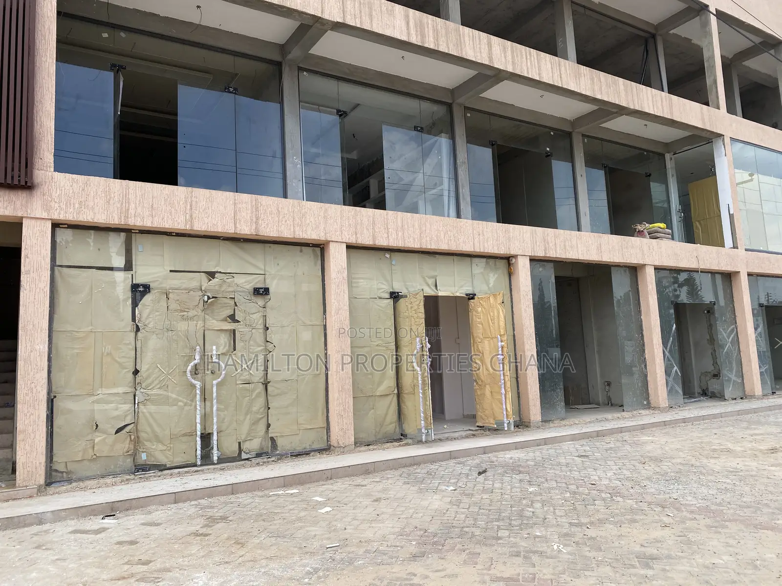 Busy Shops for Rent East Legon 5th Square in East Legon