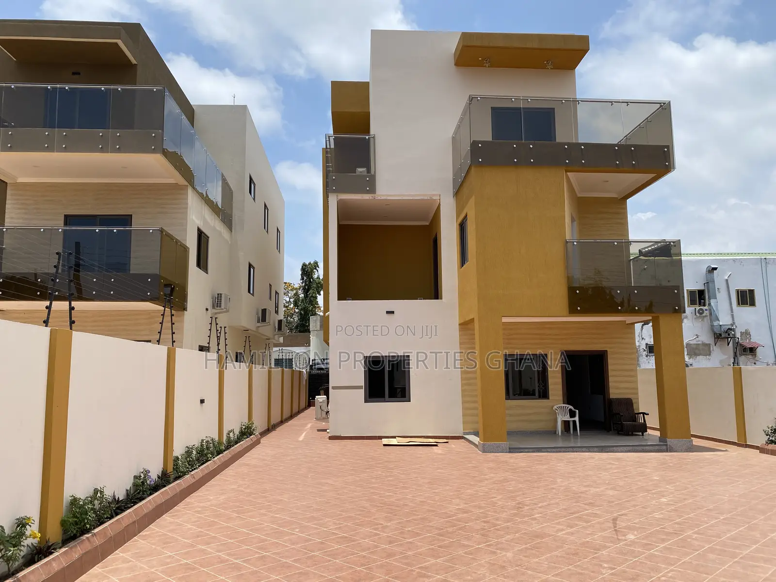 5bdrm Mansion in East Legon Bvld 4 for rent in East Legon