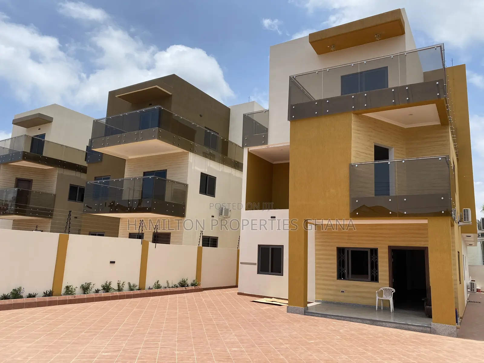5bdrm Mansion in East Legon Bvld 4 for rent in East Legon