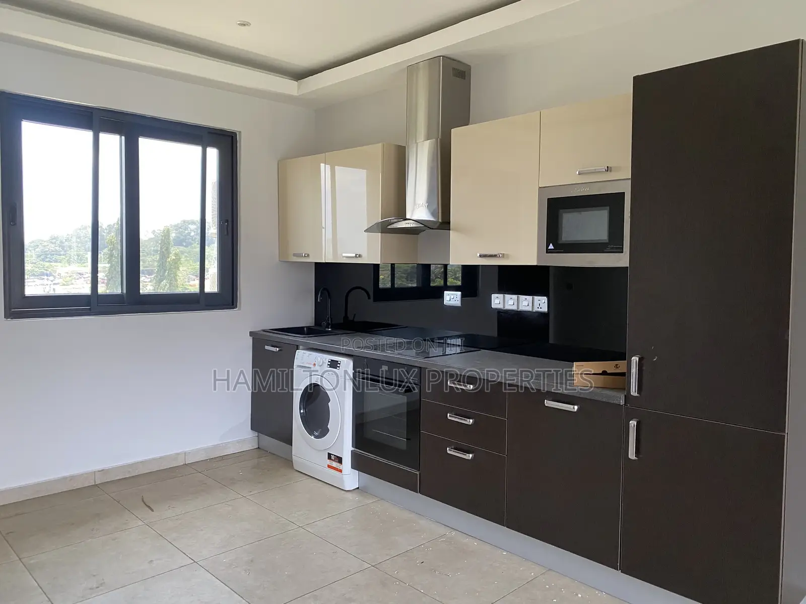 3bdrm Townhouse / Terrace in Lagos Avenue, East Legon for rent in East Legon