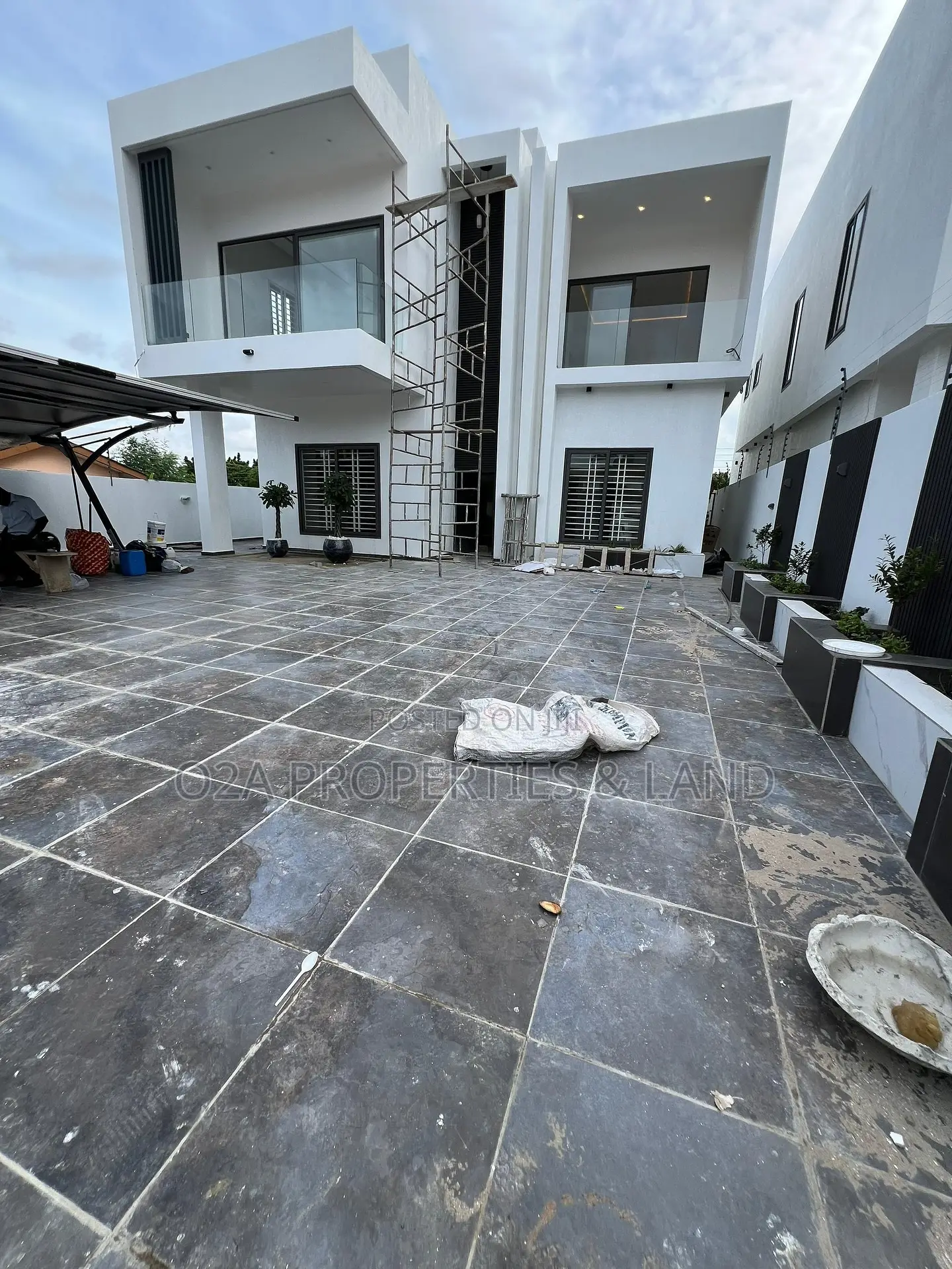 4bdrm House in Airport Residentials for sale in Airport Residential Area