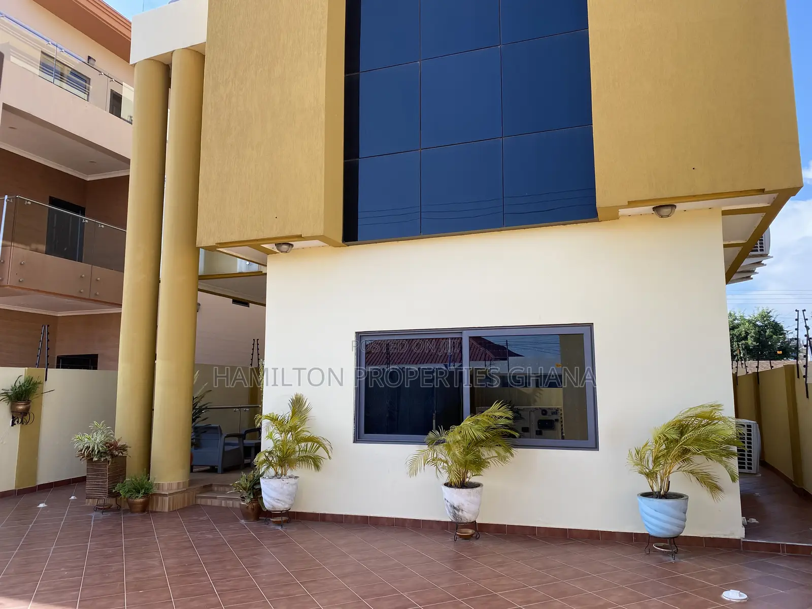 Furnished 5bdrm Mansion in East Legon, A&C Mall Area for rent in A&C Mall Area