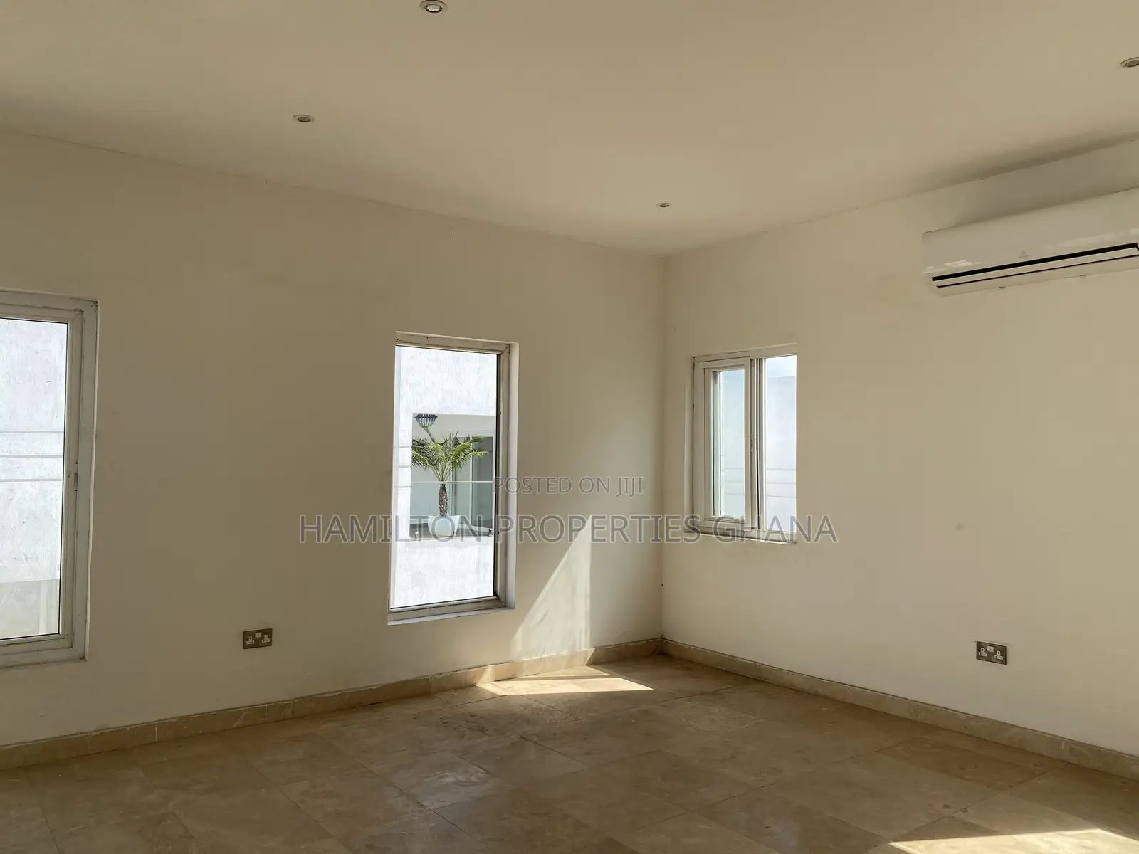 3bdrm Townhouse / Terrace in Cantonments, US Embassy Area for rent in US Embassy Area