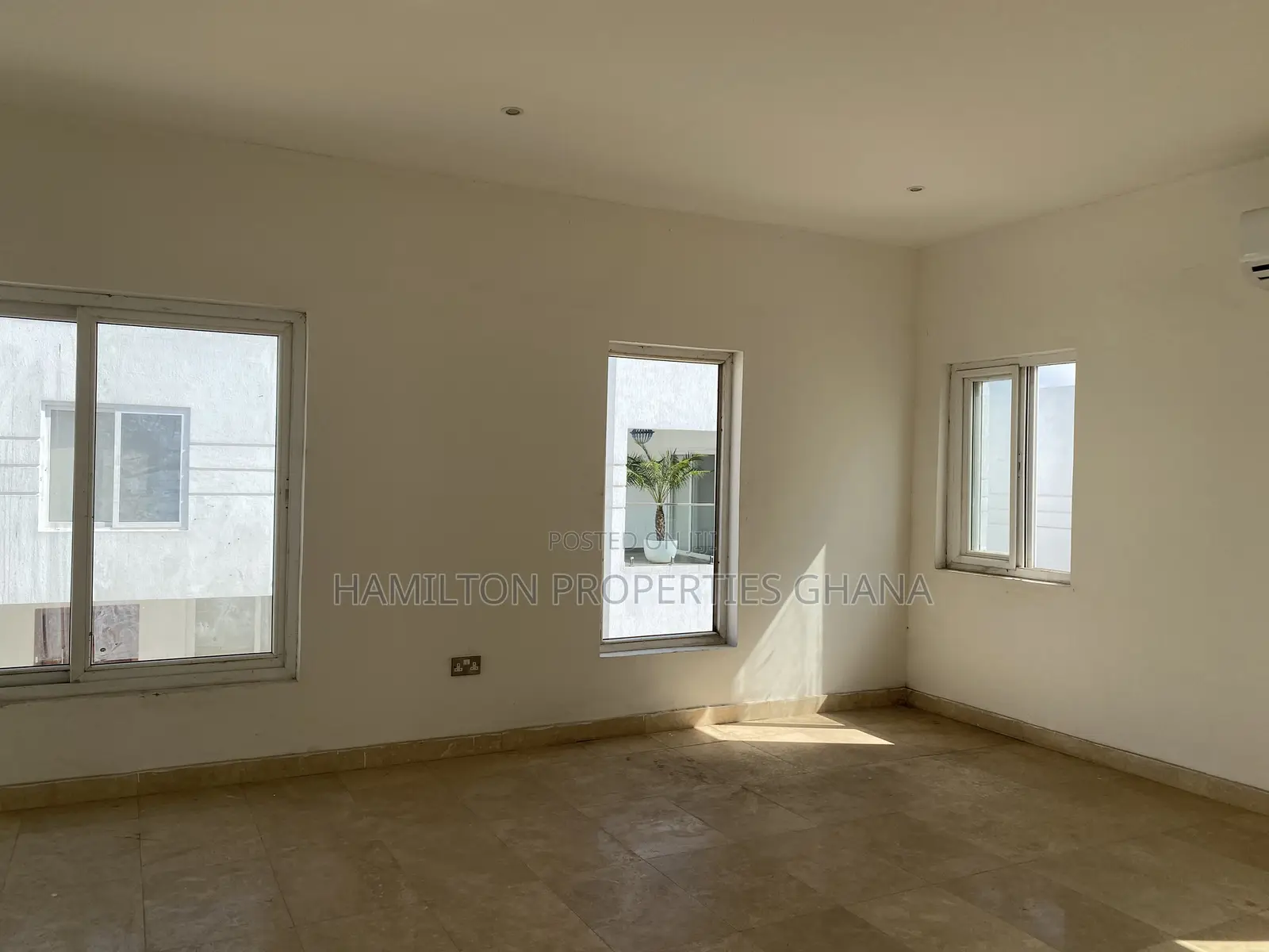 3bdrm Townhouse / Terrace in Cantonments, US Embassy Area for rent in US Embassy Area