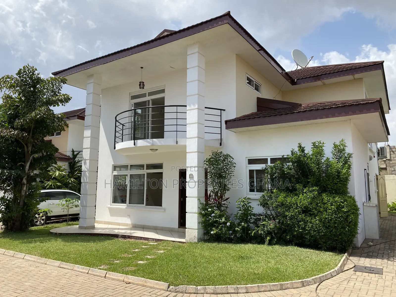 4bdrm Townhouse / Terrace in East Legon, American House for rent in American House