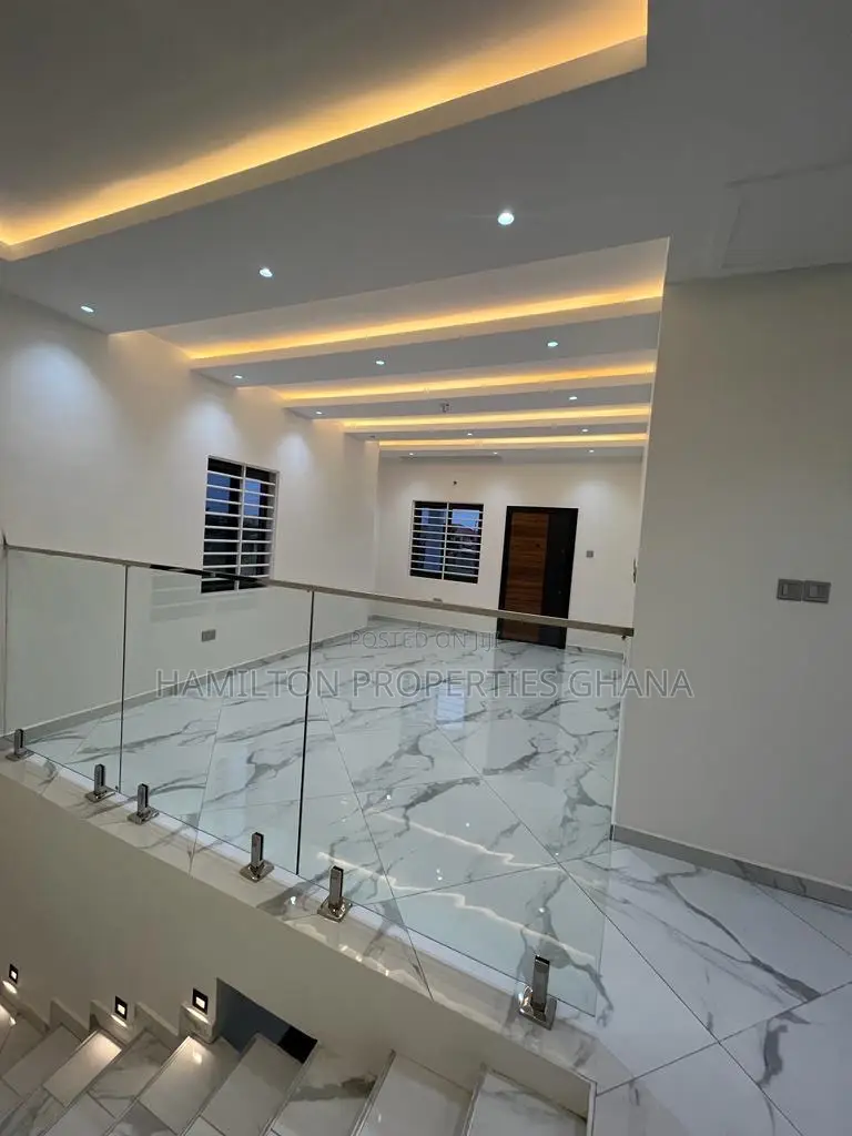 4bdrm Mansion in Ashaley Botwe for sale in Ashaley Botwe