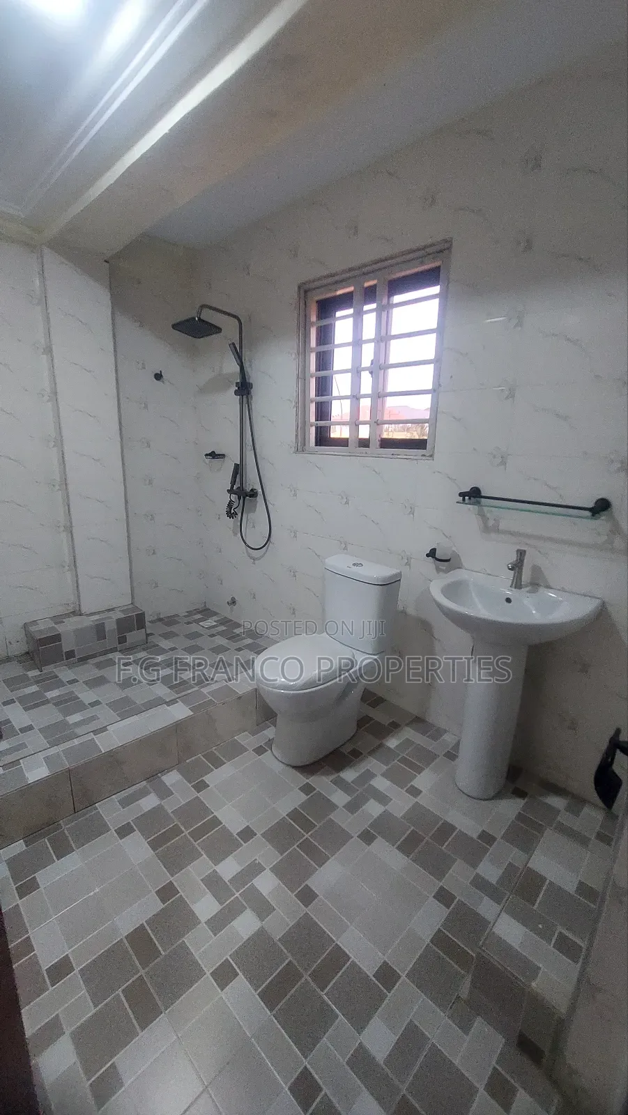2bdrm Apartment in Kg.Franco Properties, Spintex for rent in Spintex
