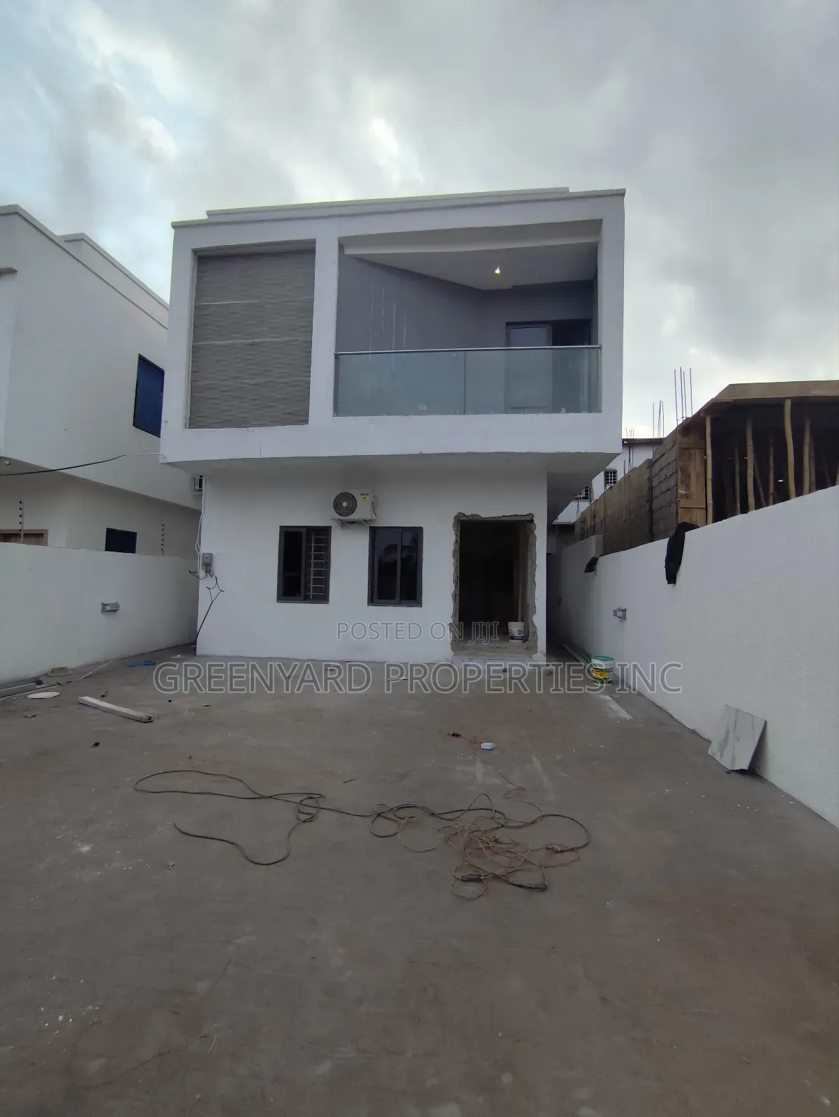4bdrm House in Ogbojo, East Legon for sale in East Legon