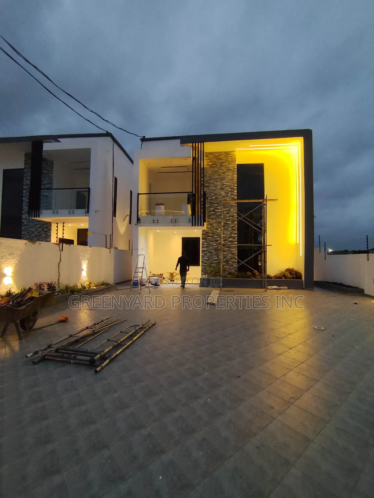 4bdrm House in Hills, East Legon for sale in East Legon