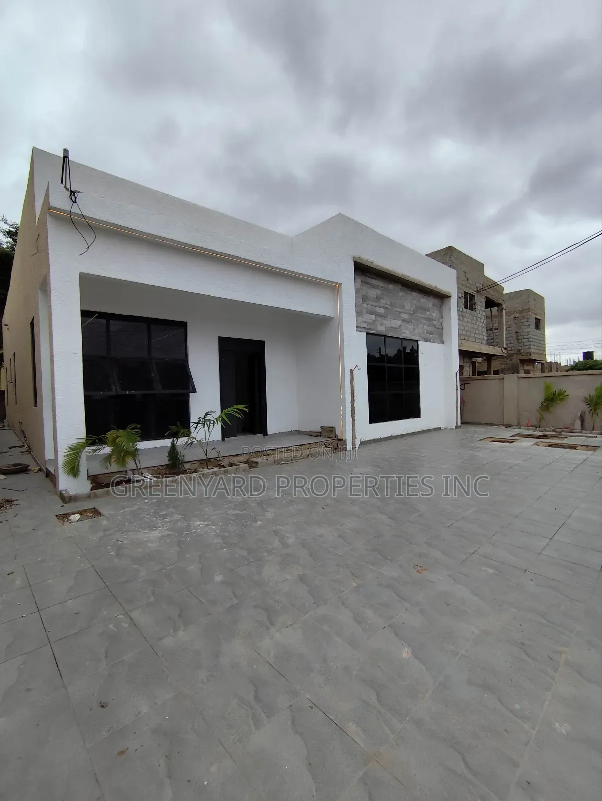3bdrm House in Hills, East Legon for rent in East Legon