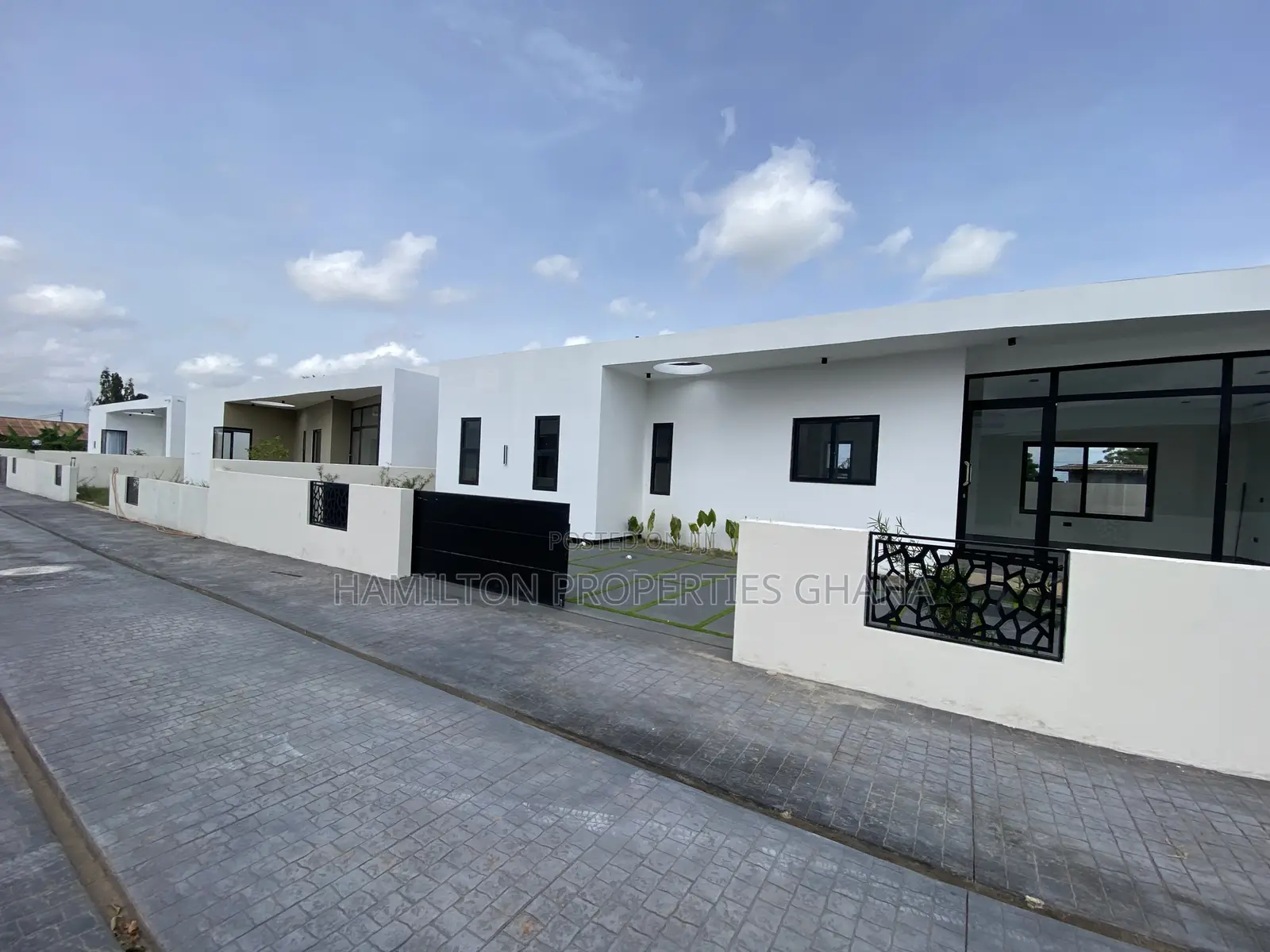 3bdrm Townhouse/Terrace in East Legon Hills for sale in East Legon