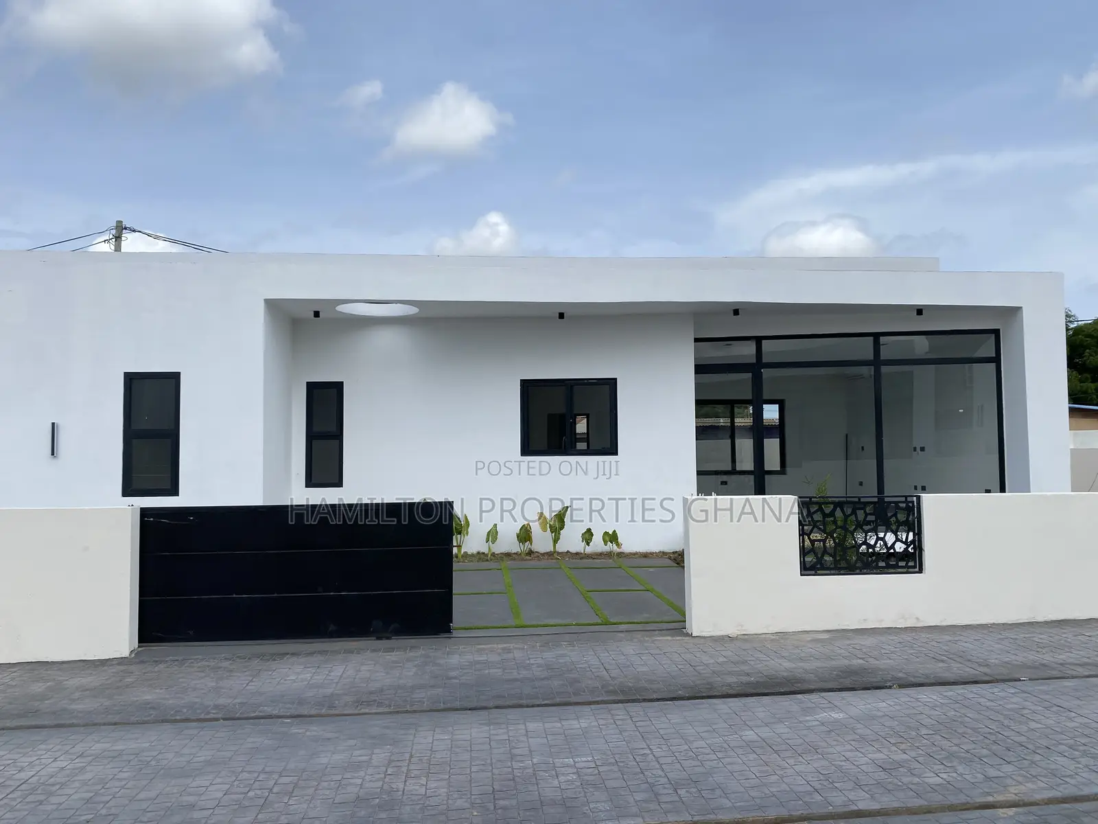 3bdrm Townhouse/Terrace in East Legon Hills for sale in East Legon