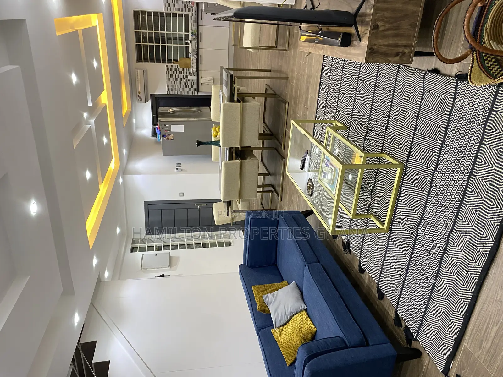 Furnished 3bdrm House in School Junction for sale in School Junction