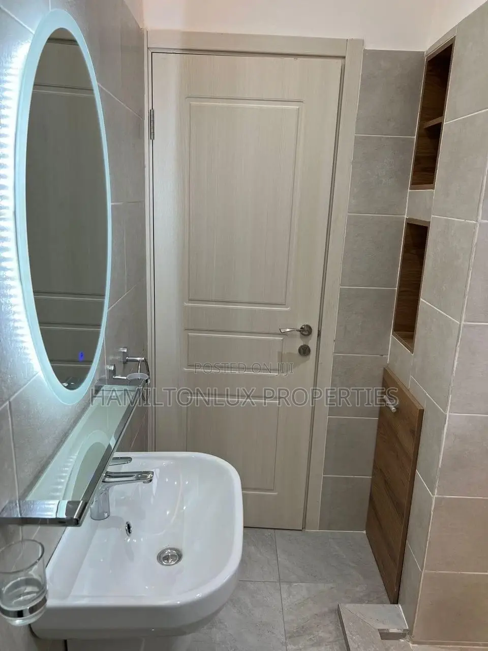 4bdrm House in East Legon for sale in East Legon