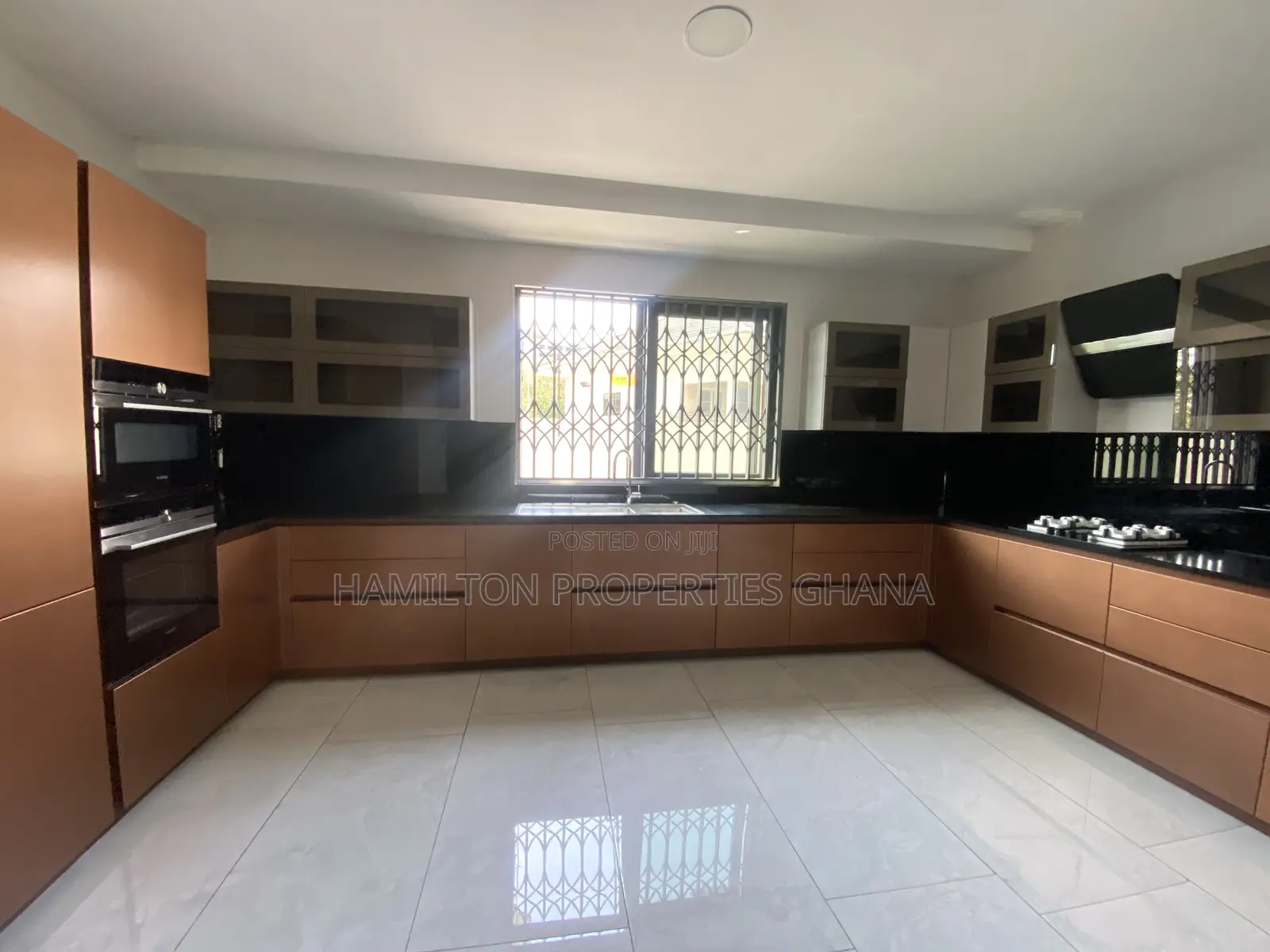 4bdrm Townhouse / Terrace in Airport for rent in Airport Residential Area