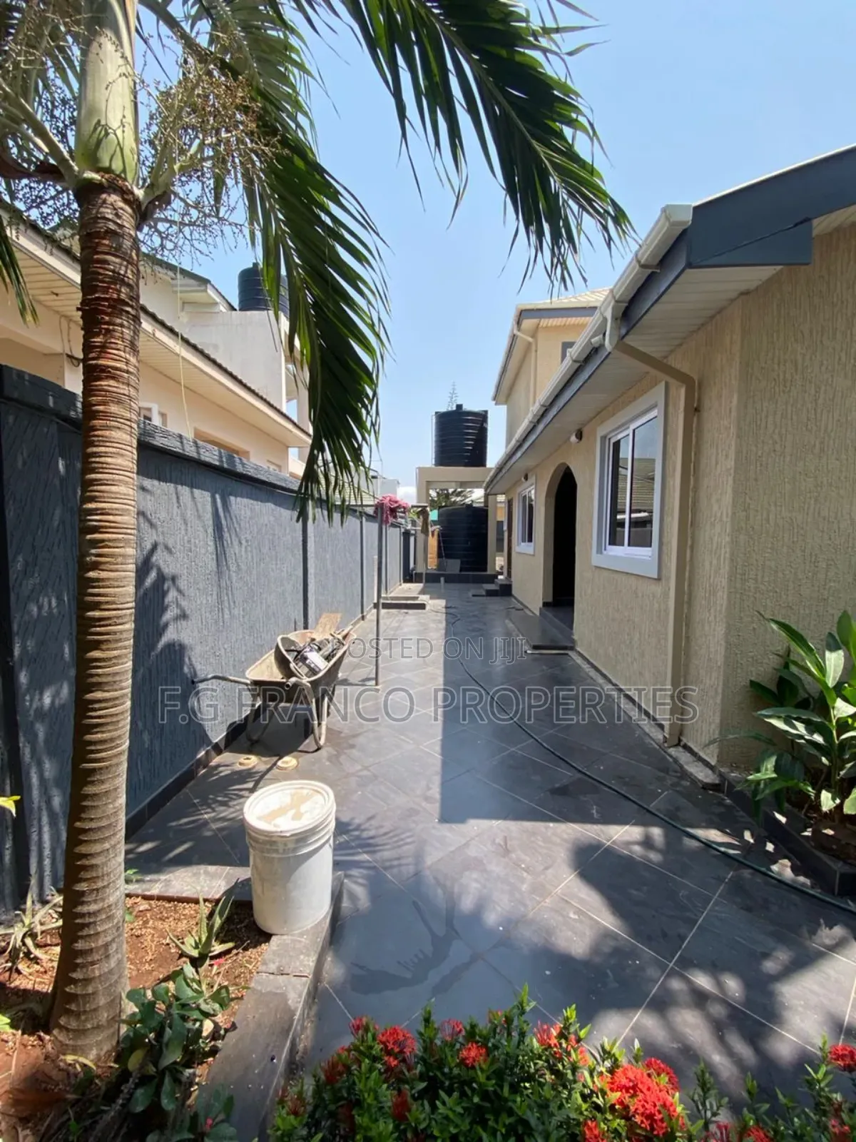 5bdrm House in Kg Franco Properties, Cantonments for sale in Cantonments