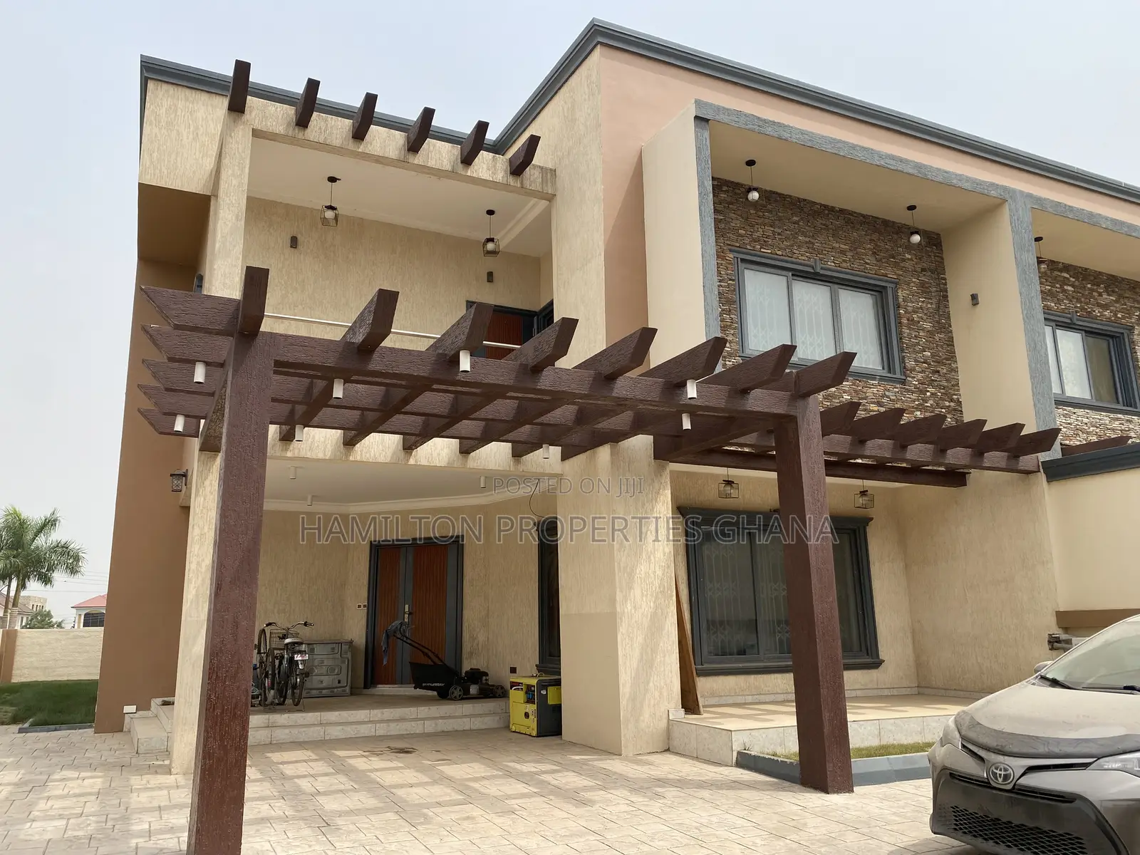 4bdrm Mansion in Trassaco, Adjiriganor for rent in Adjiriganor