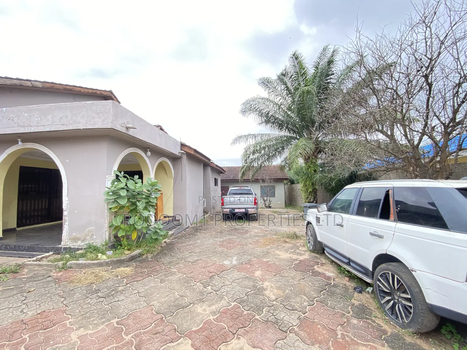 7bdrm House in Paraku Estate,Dome for sale in Dome