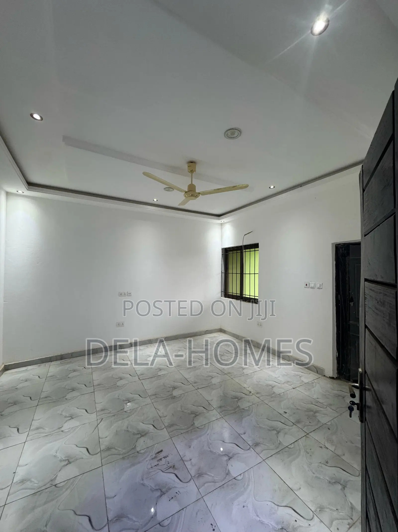 2bdrm Apartment in 300, Lake Side Estate for rent in Lake Side Estate