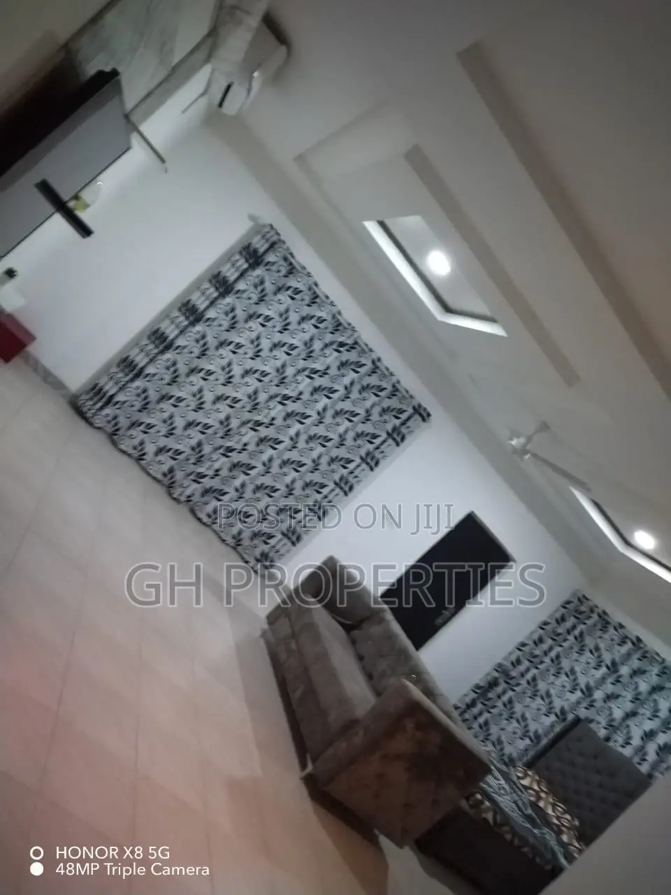 7bdrm House in Anwomaso Domiabra, Kumasi Metropolitan for sale in Kumasi Metropolitan
