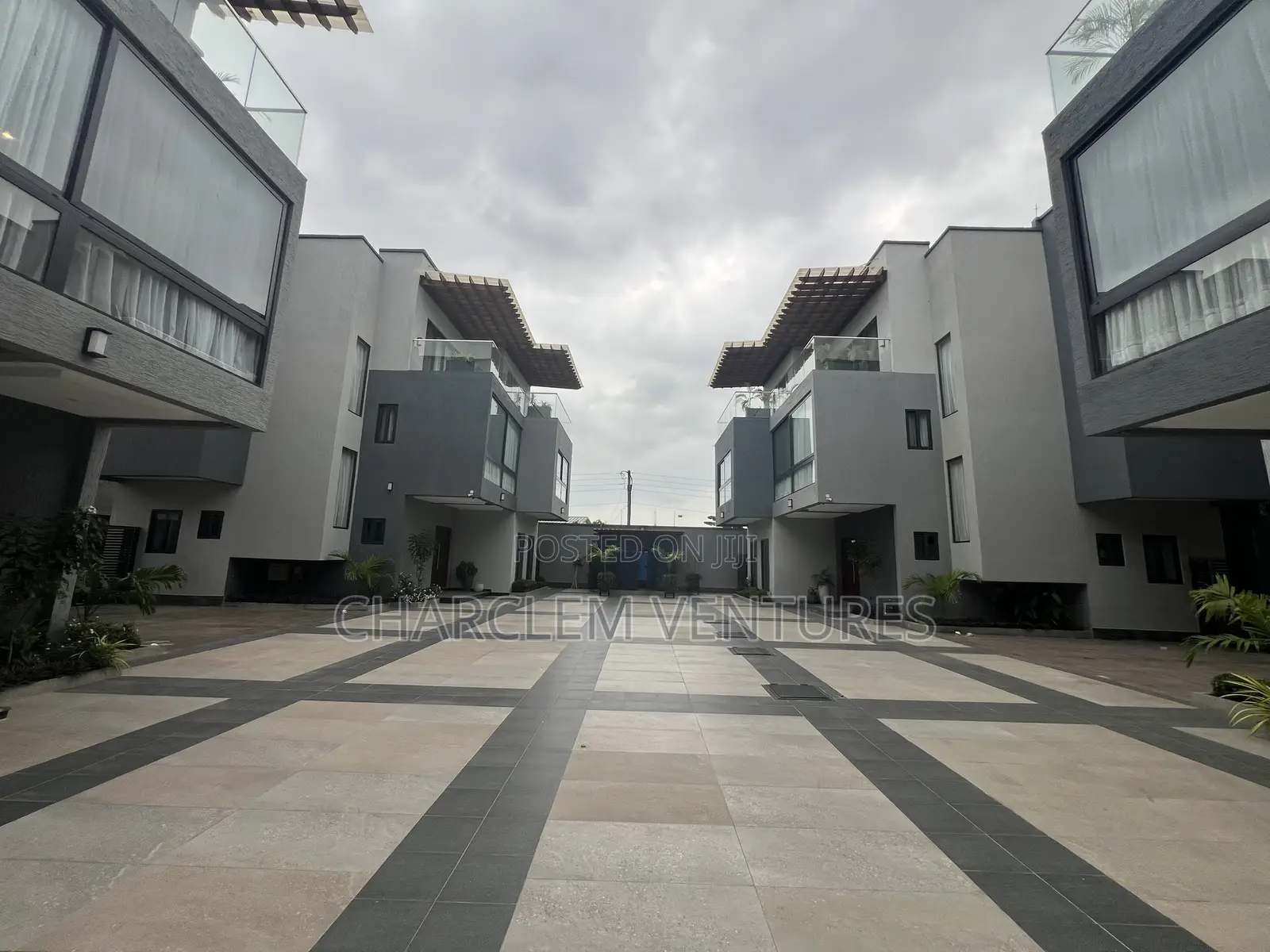 4bdrm Townhouse / Terrace in Charclem Ventures, Roman Ridge for rent in Roman Ridge