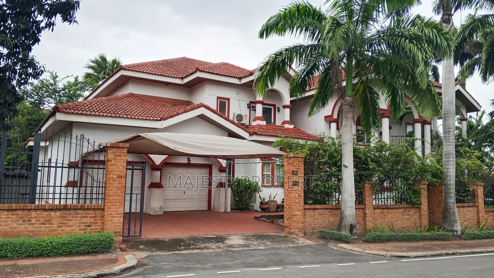 10bdrm Bungalow in Trassaco, Adjiriganor for sale in Adjiriganor