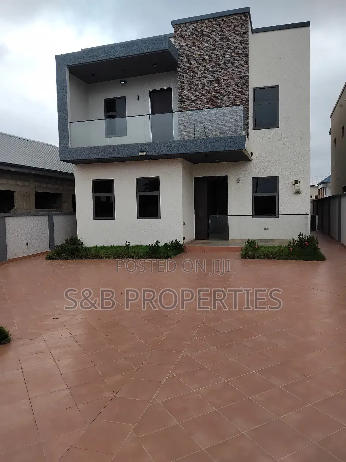 5bdrm House in Ashomang Estate for sale in Ashomang Estate