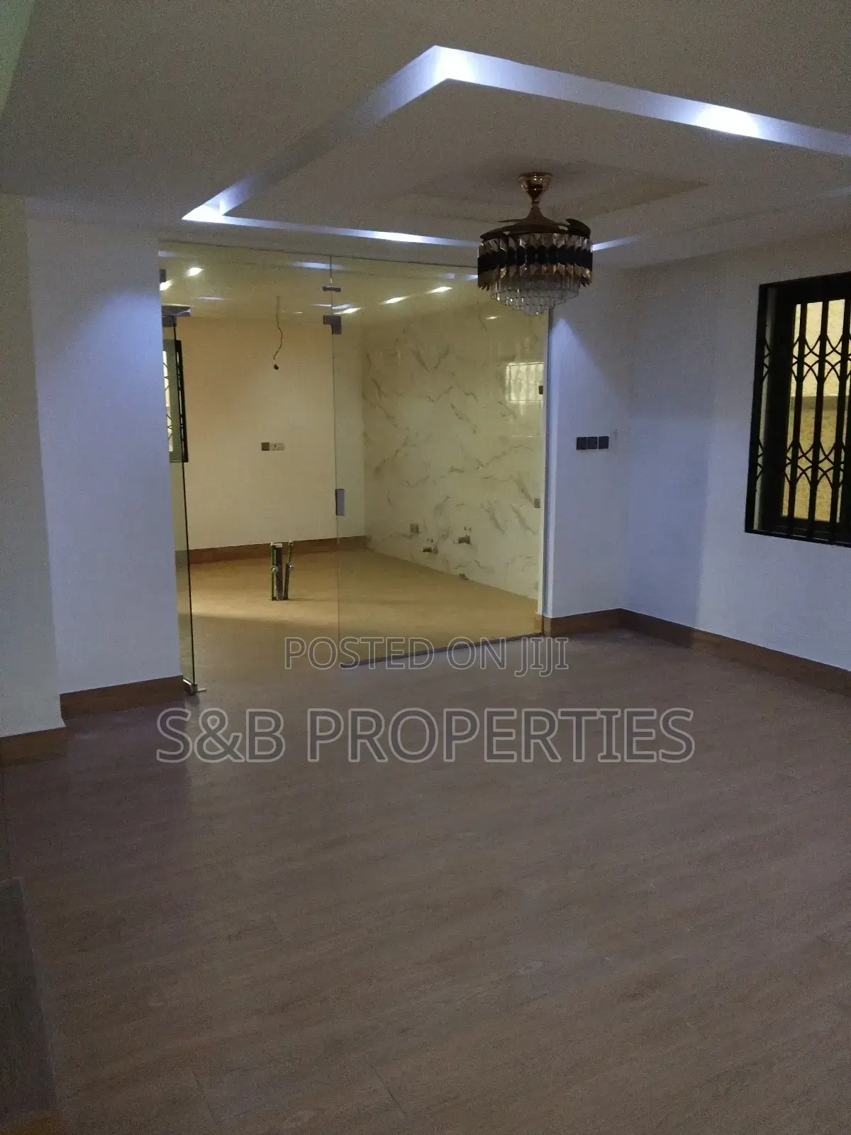 5bdrm House in Ashomang Estate for sale in Ashomang Estate