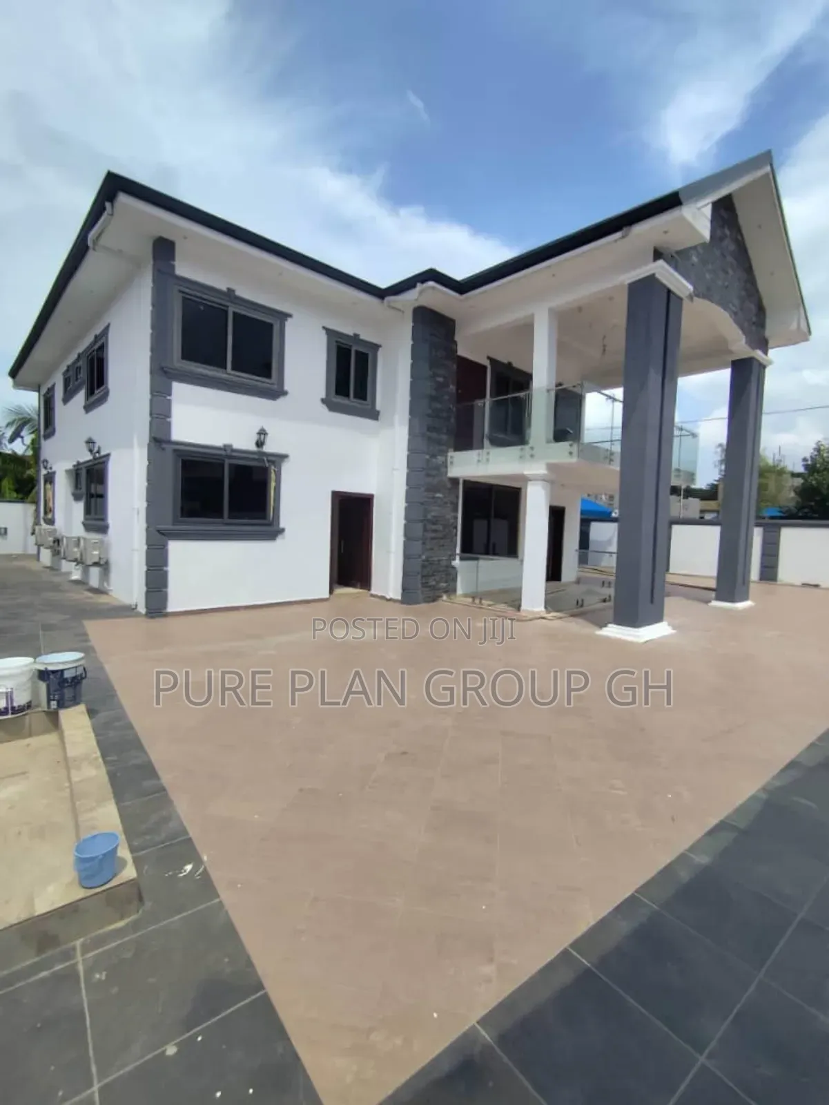 5bdrm House in East Legon Mall for rent in East Legon