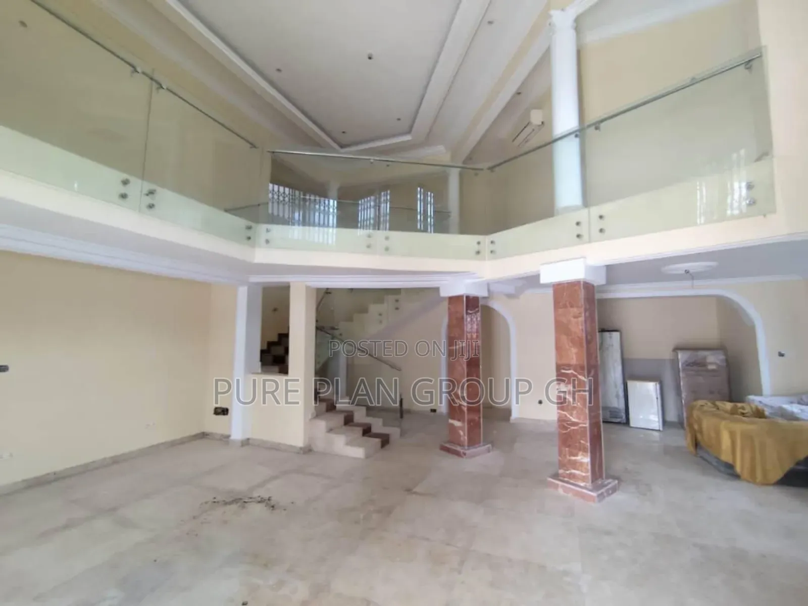 5bdrm House in East Legon Mall for rent in East Legon