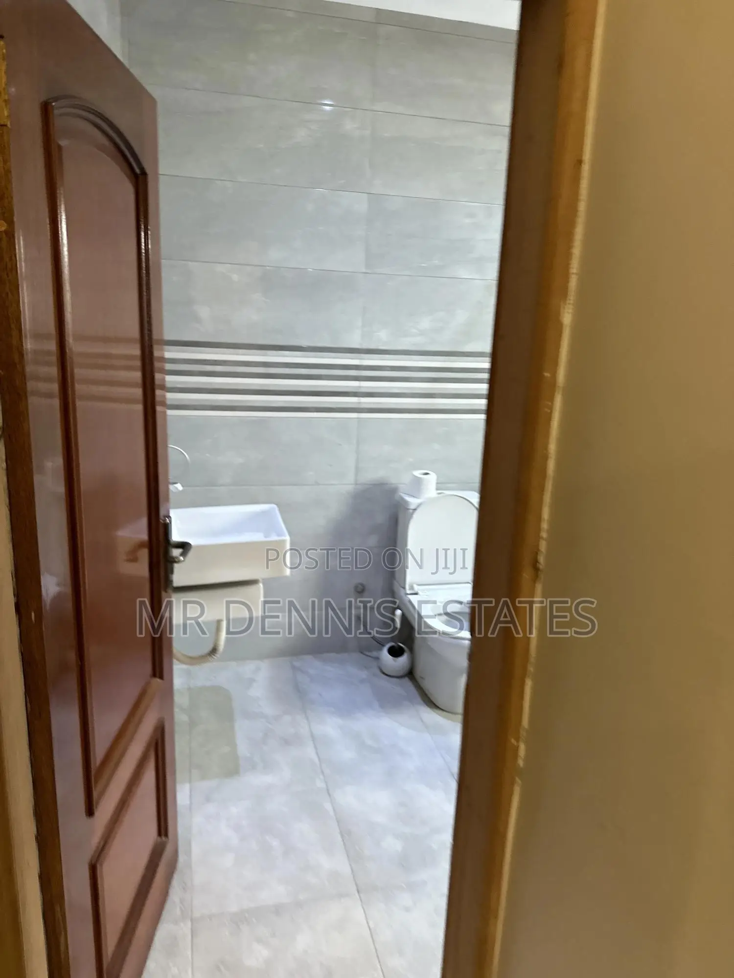 Furnished 2bdrm Townhouse / Terrace in Westhills Mall for rent in West Hills Mall Area