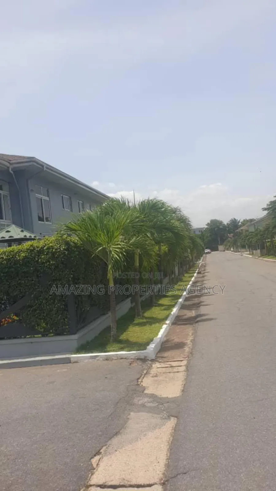 Furnished 5bdrm House in Ridge for sale in Ridge