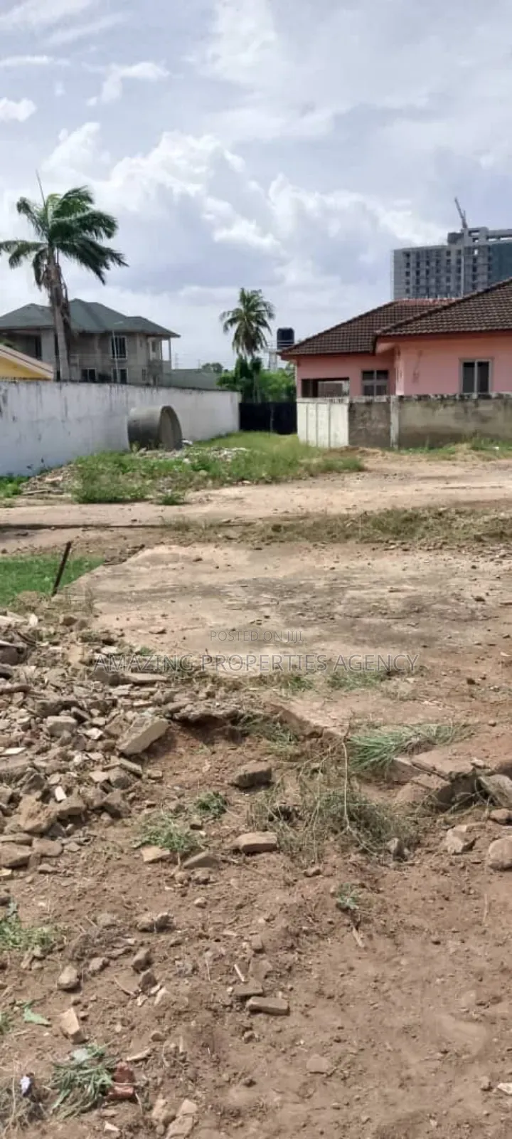 0.38 Acres and a Building for Sale at Dzorwulu in Dzorwulu