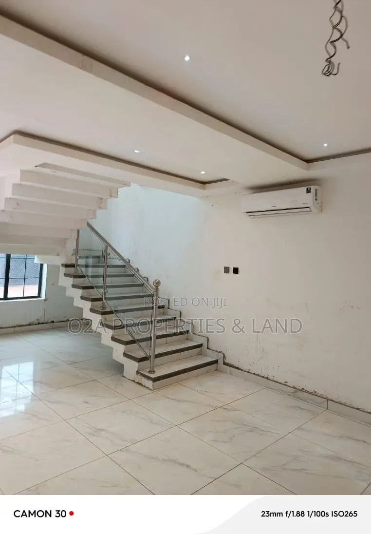 4bdrm House in East Airport for rent in Airport Residential Area