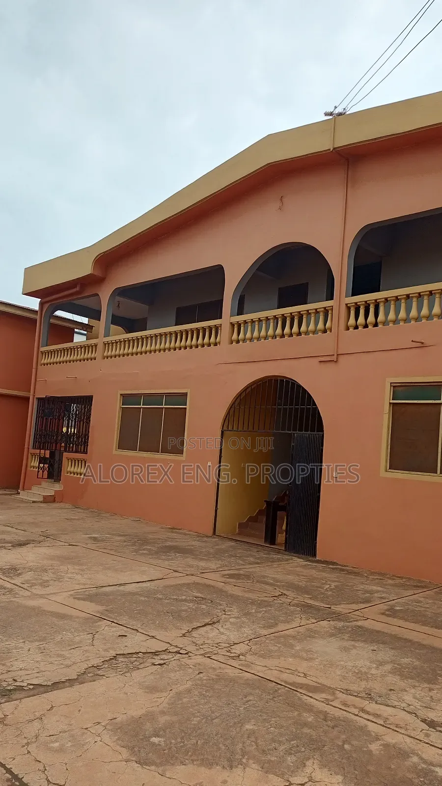 3bdrm Apartment in Barrier Area, Adenta for rent in Adenta