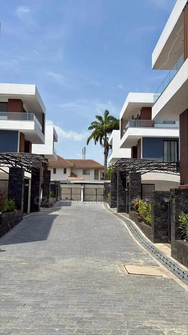 4bdrm House in Cantonments, DVLA Area for sale in DVLA Area