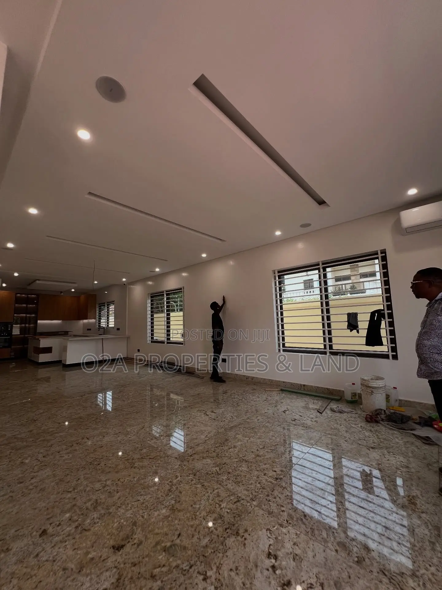 5bdrm House in East Legon, American House for sale in American House
