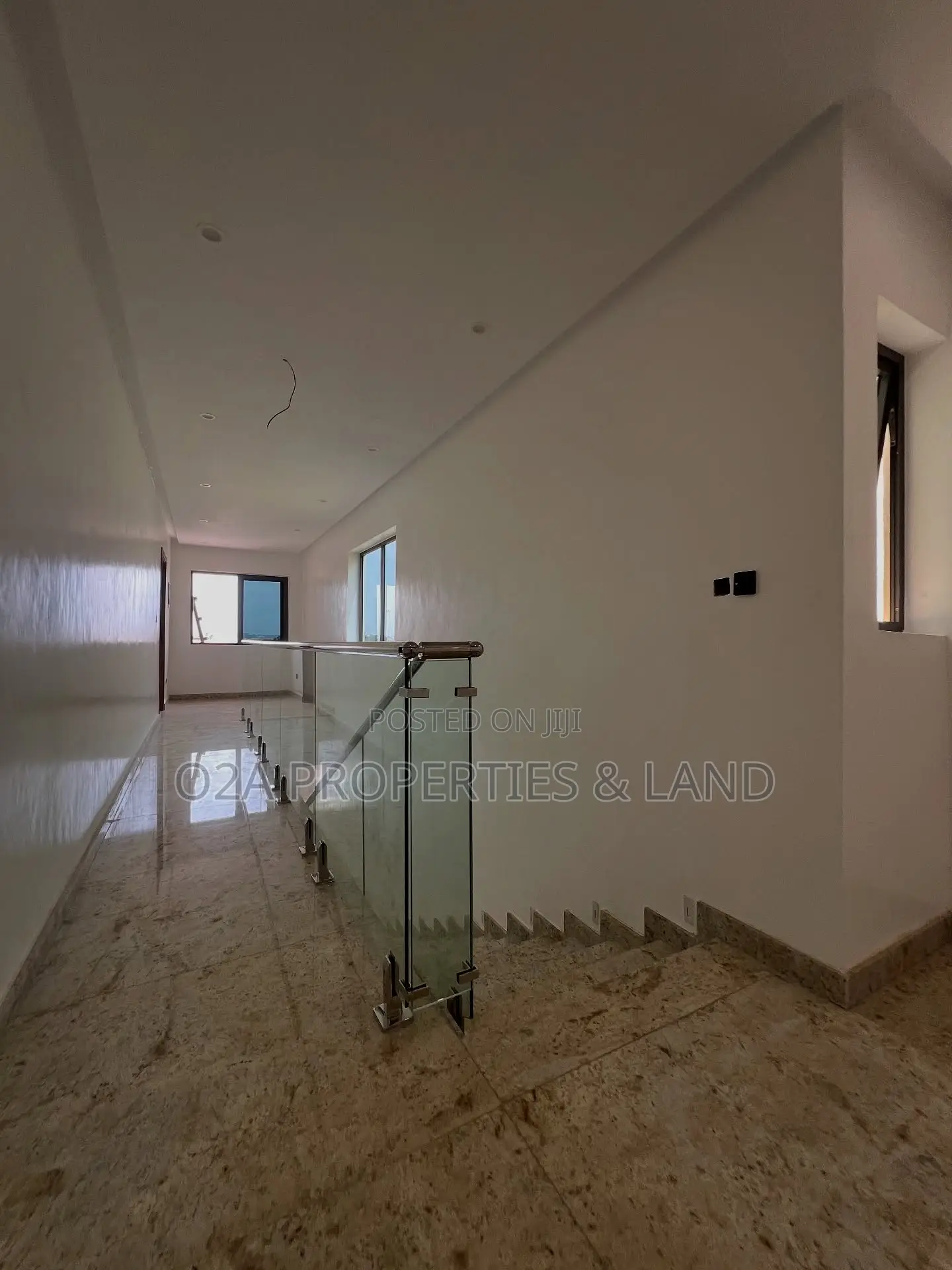 5bdrm House in East Legon, American House for sale in American House