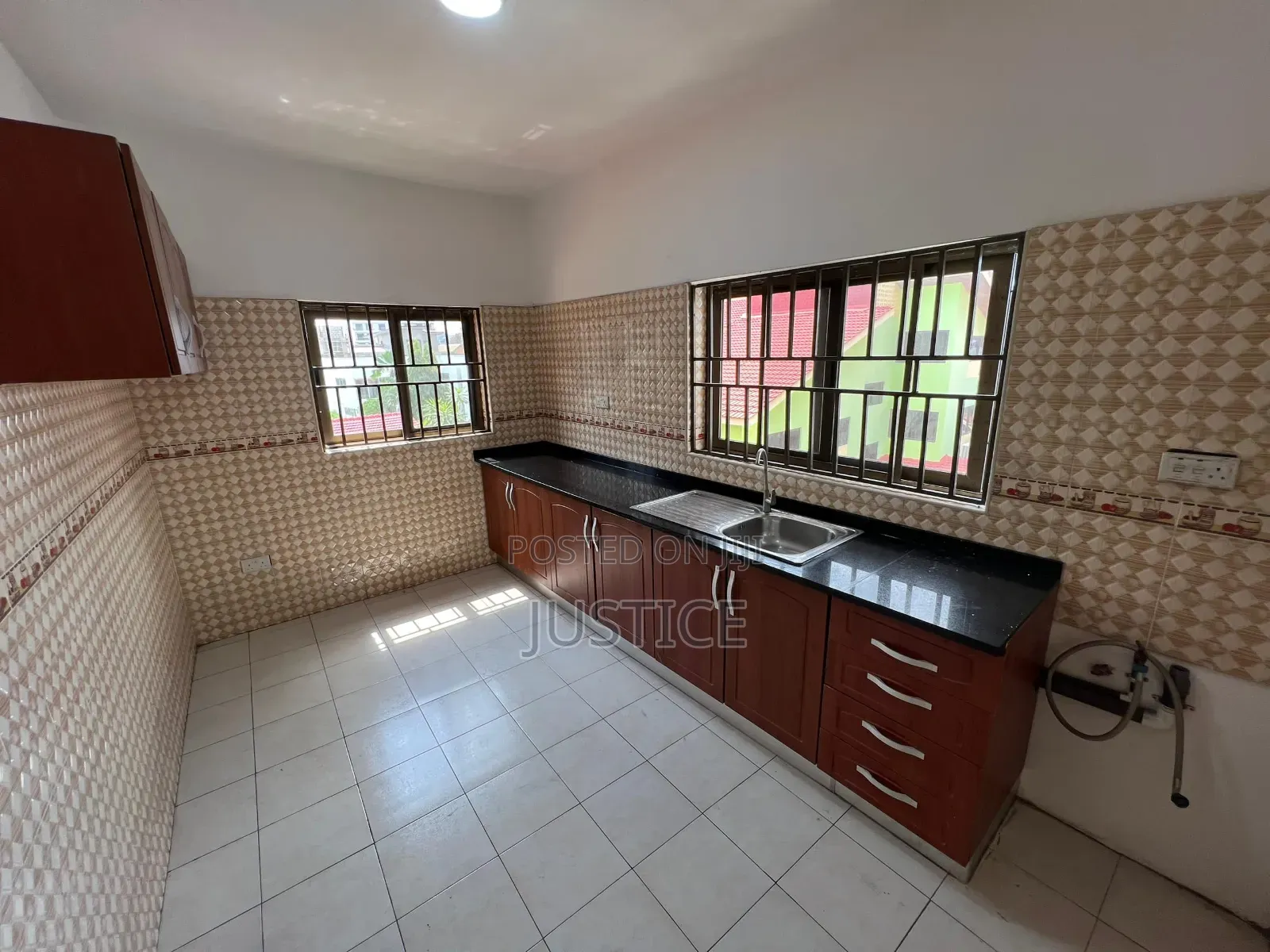 2bdrm Apartment in Dzorwulu for rent in Dzorwulu