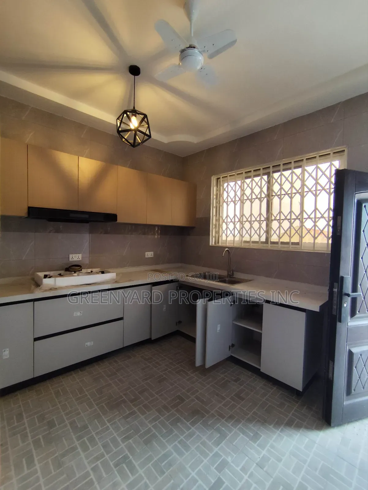 2bdrm Apartment in School Junction, Adjiriganor for rent in Adjiriganor