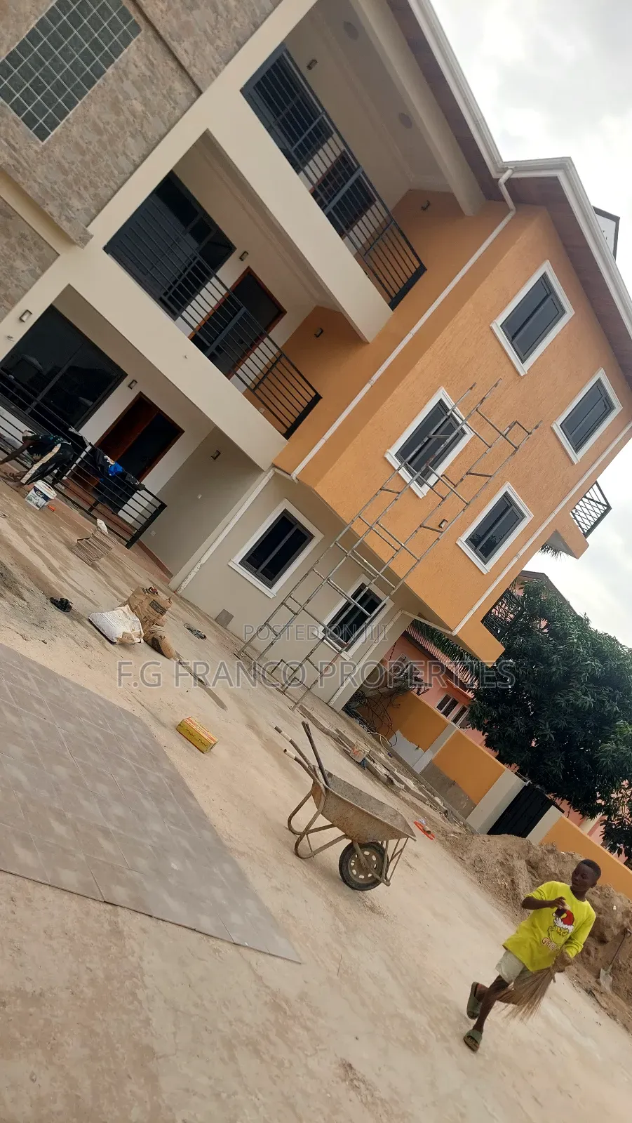 3bdrm Apartment in Kg.Franco Properties, Spintex for rent in Spintex