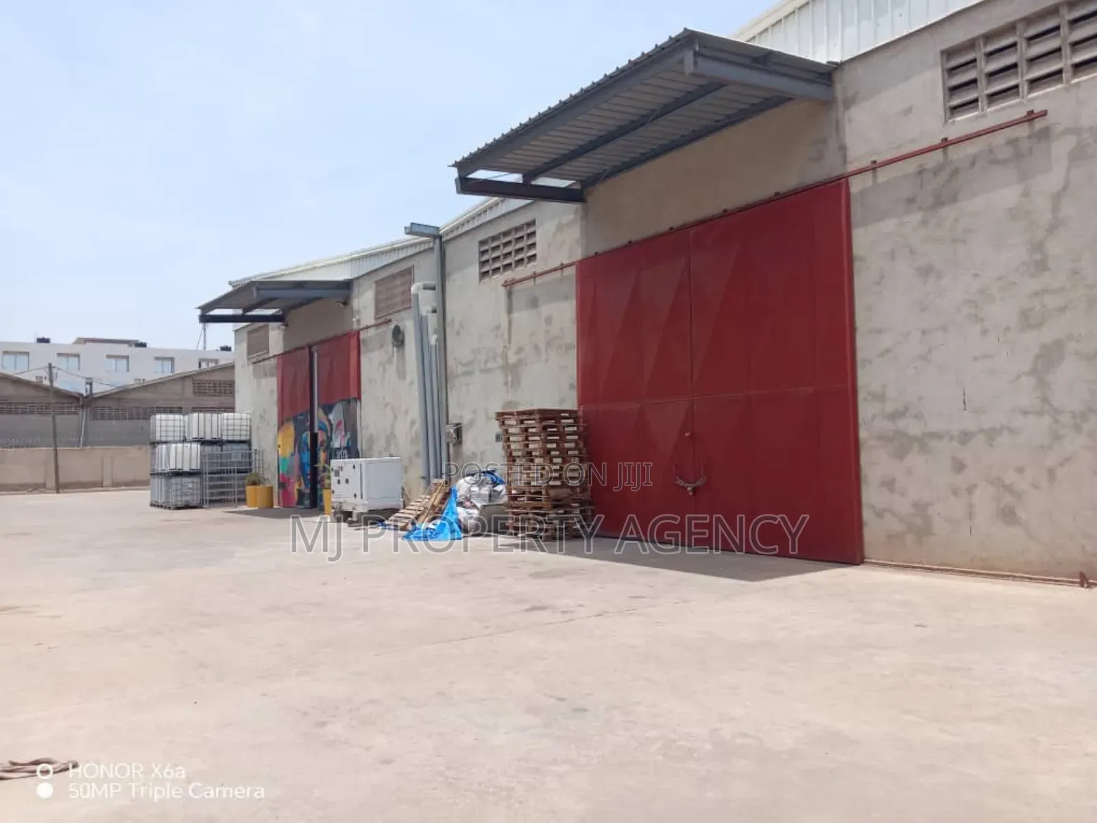 720 SQM Warehouse at Spintex Road in Spintex