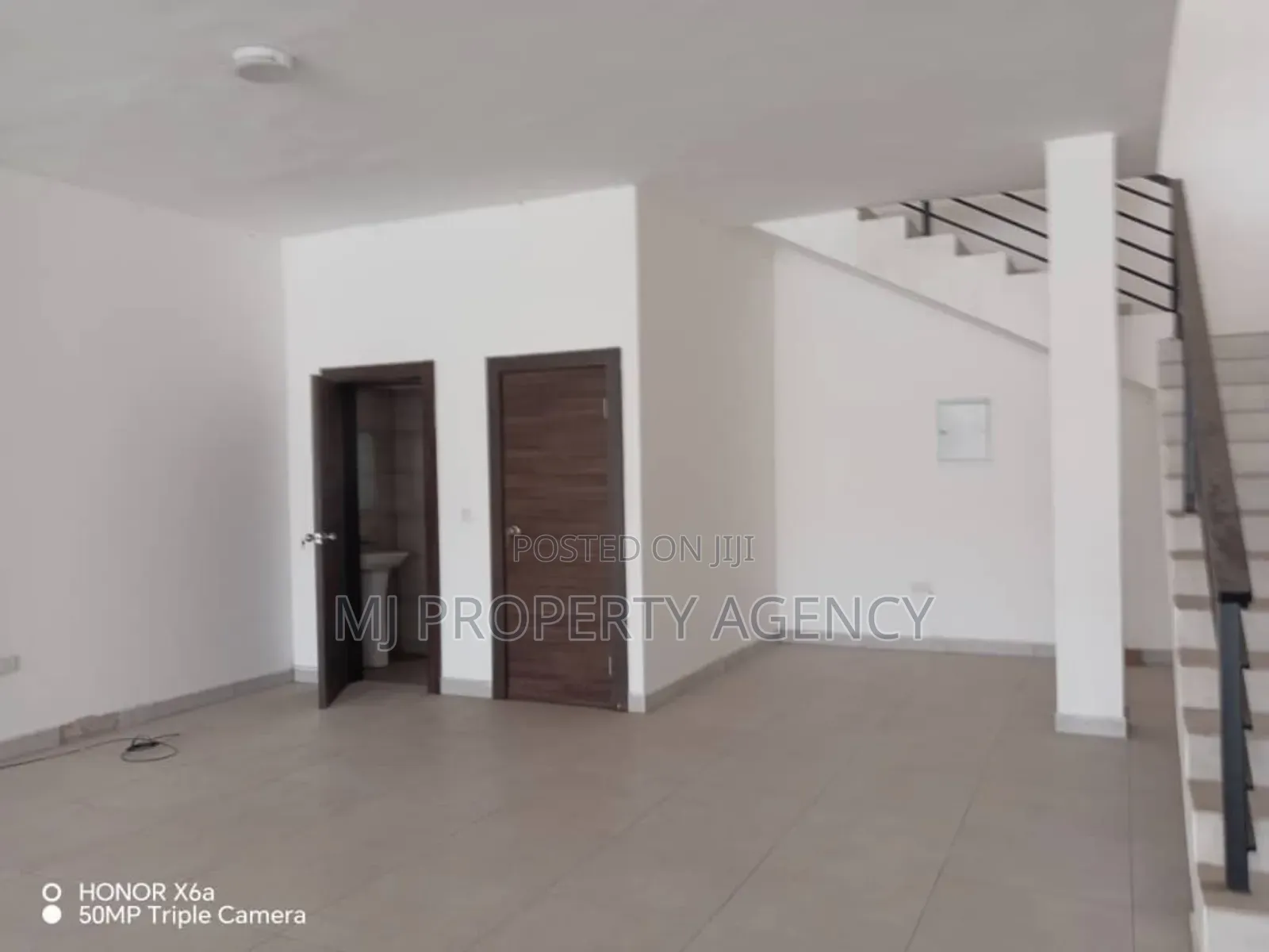 720 SQM Warehouse at Spintex Road in Spintex