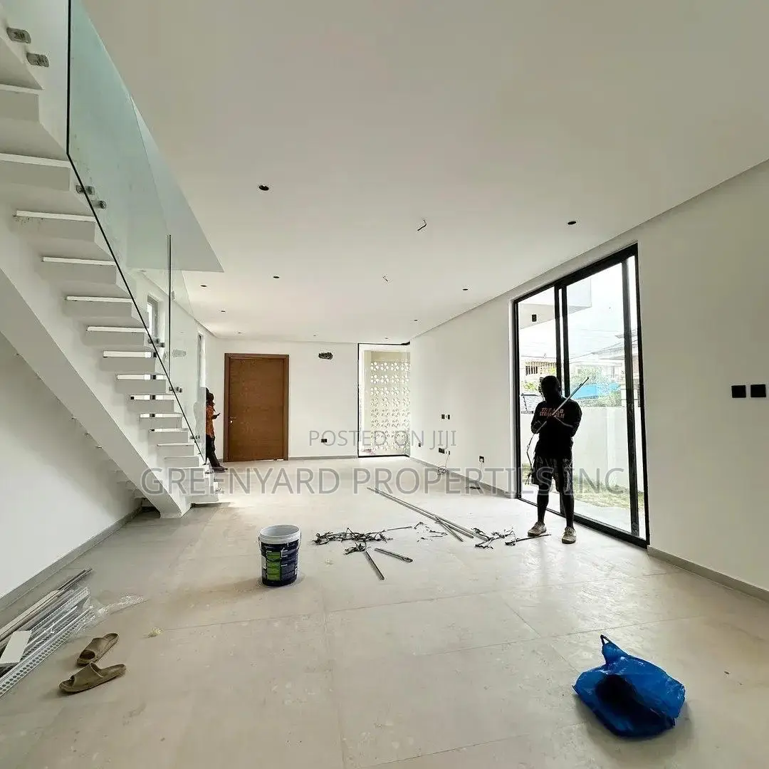 4bdrm House in Nanakrom, Ashaley Botwe for sale in Ashaley Botwe