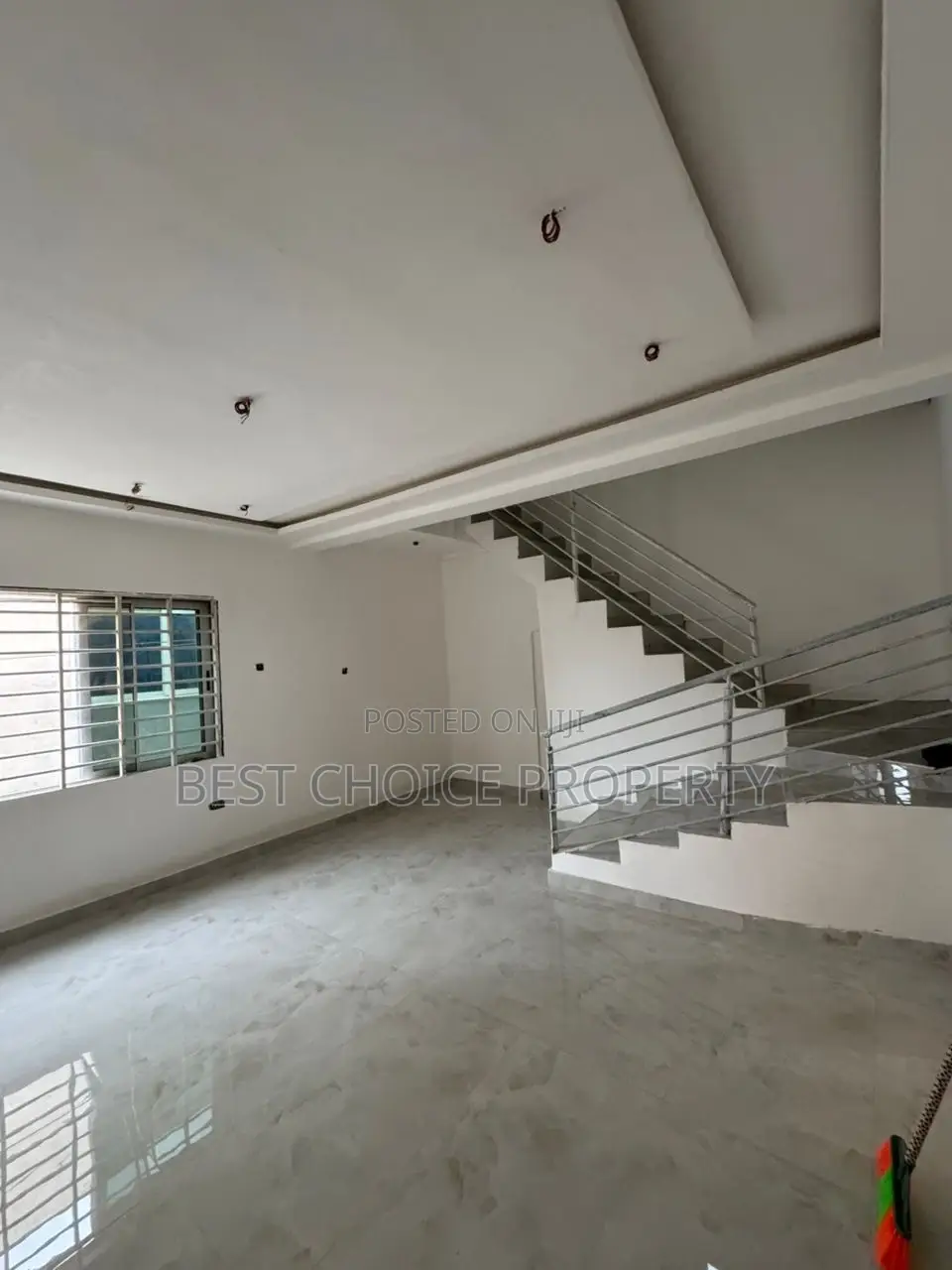 Newly Built Chamber N Hall Self Compound Lakeside Estate in Lake Side Estate